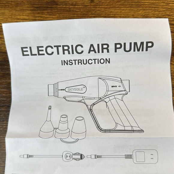 SKYEAGLE Electric Air Pump - Black and Red - Picture 5 of 5
